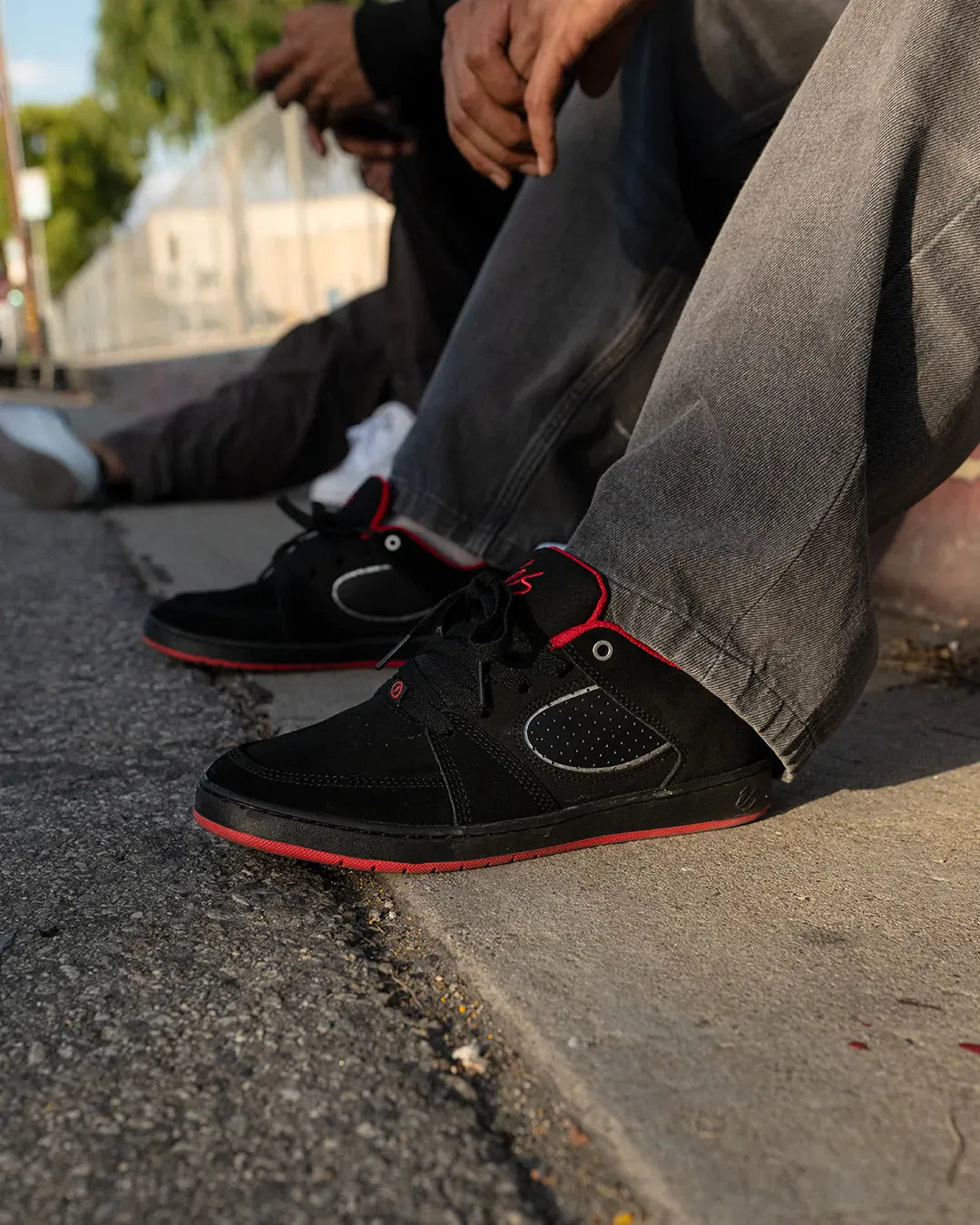 Accel Slim black/silver - skate shoes | éS Skateboarding Low-Top Shoe eS Footwear Sneakers Skate Style OG Premium