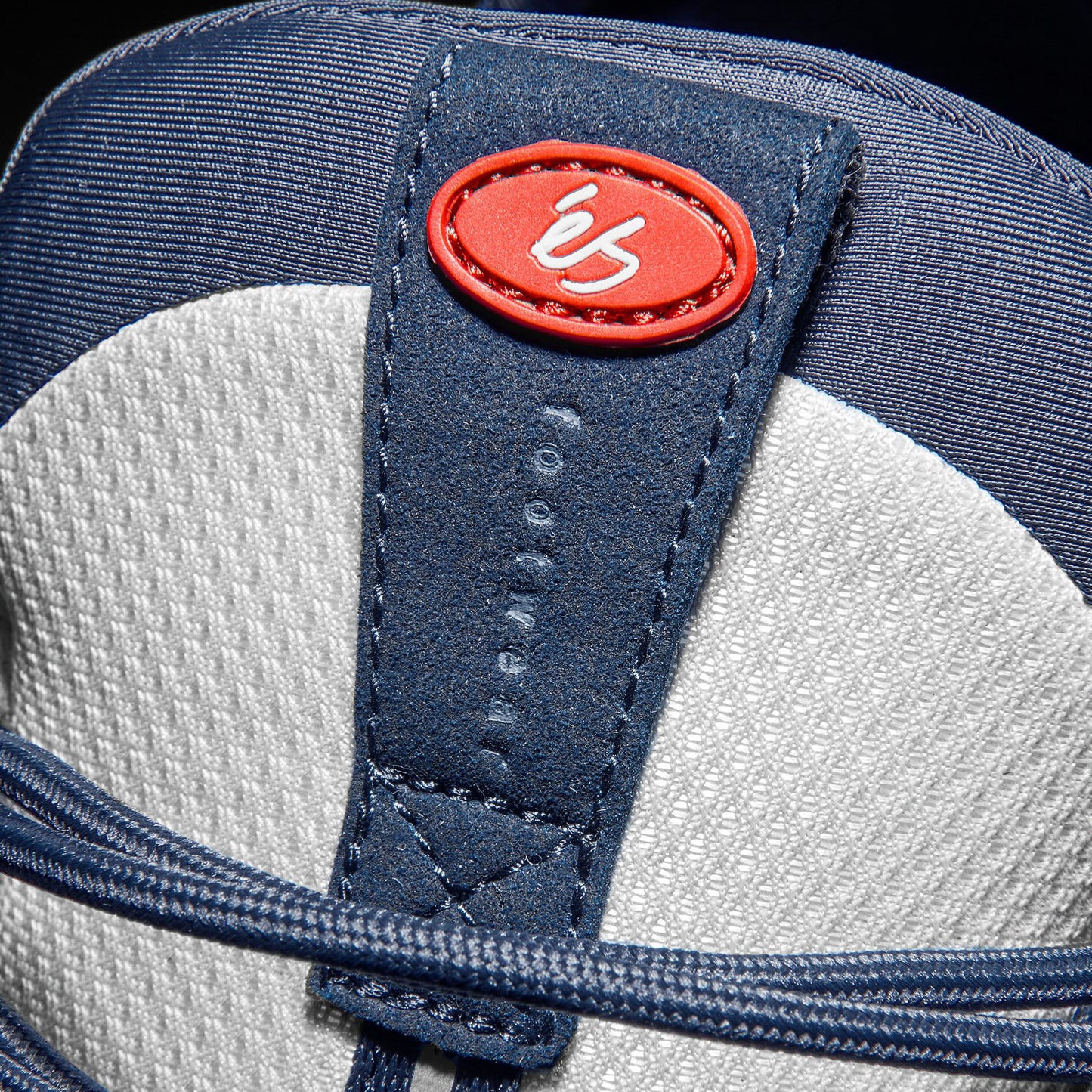 two nine 8 - skate shoes - navy/white - esskateboarding