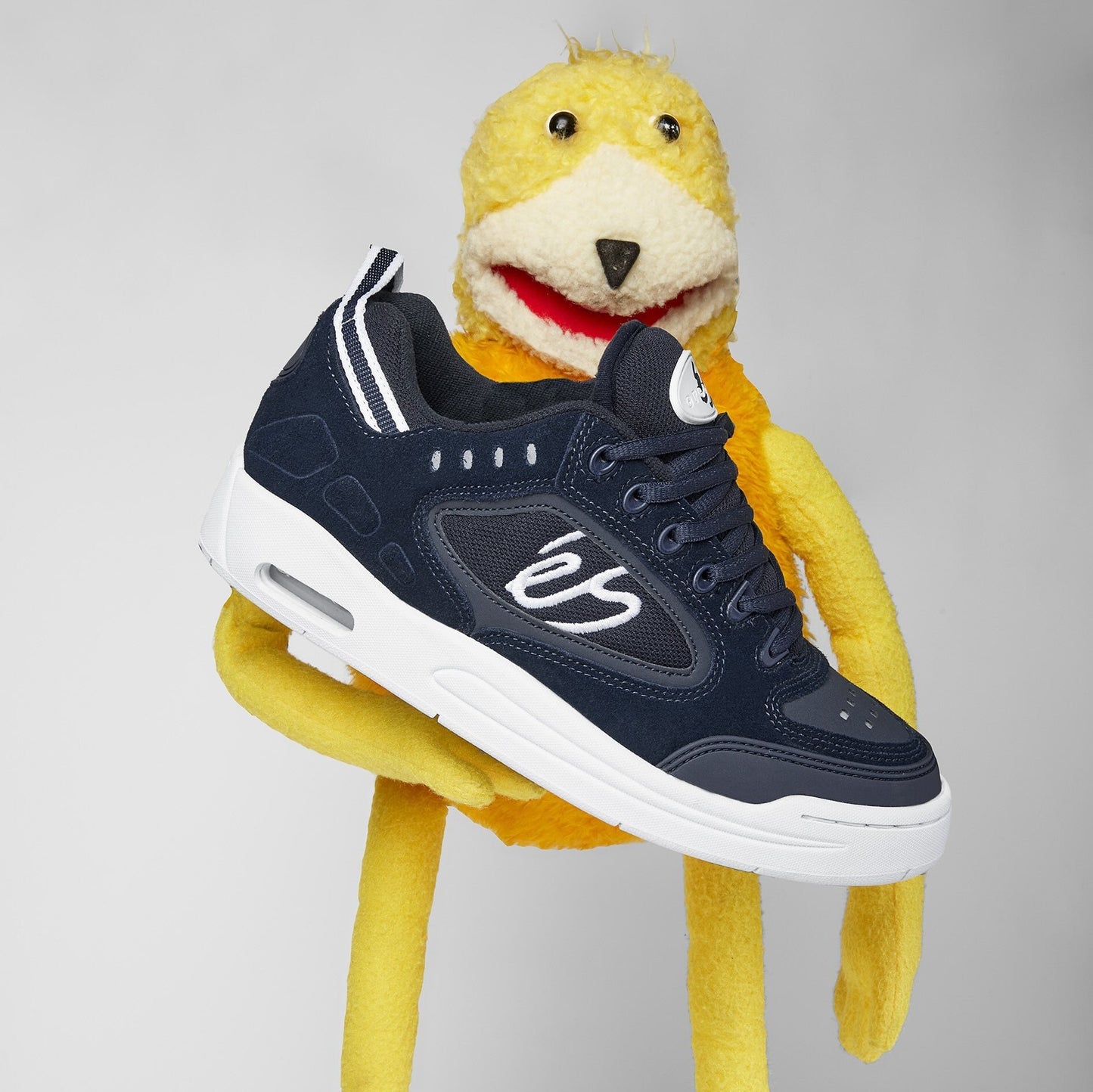 creager - skate shoes - navy/white - esskateboarding