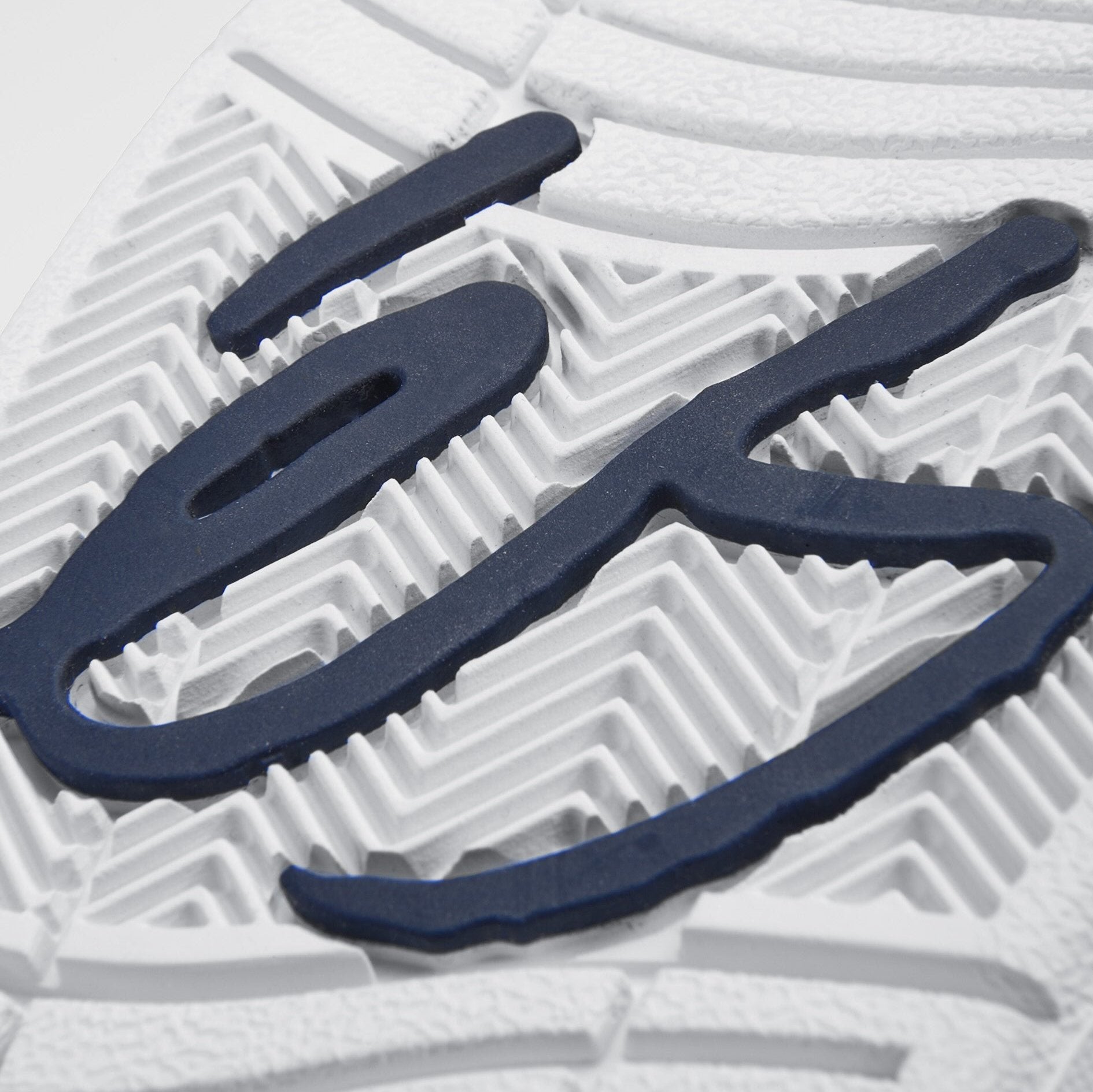 creager - skate shoes - navy/white - esskateboarding