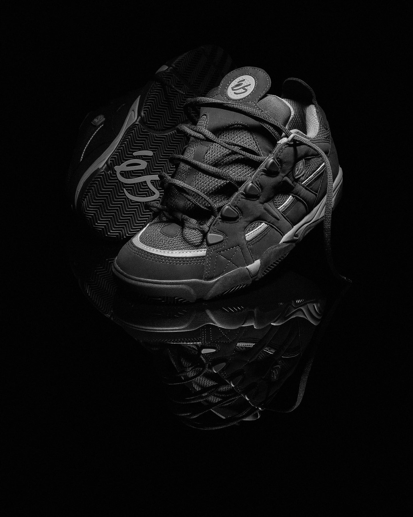 scheme - skate shoes - black/charcoal - esskateboarding