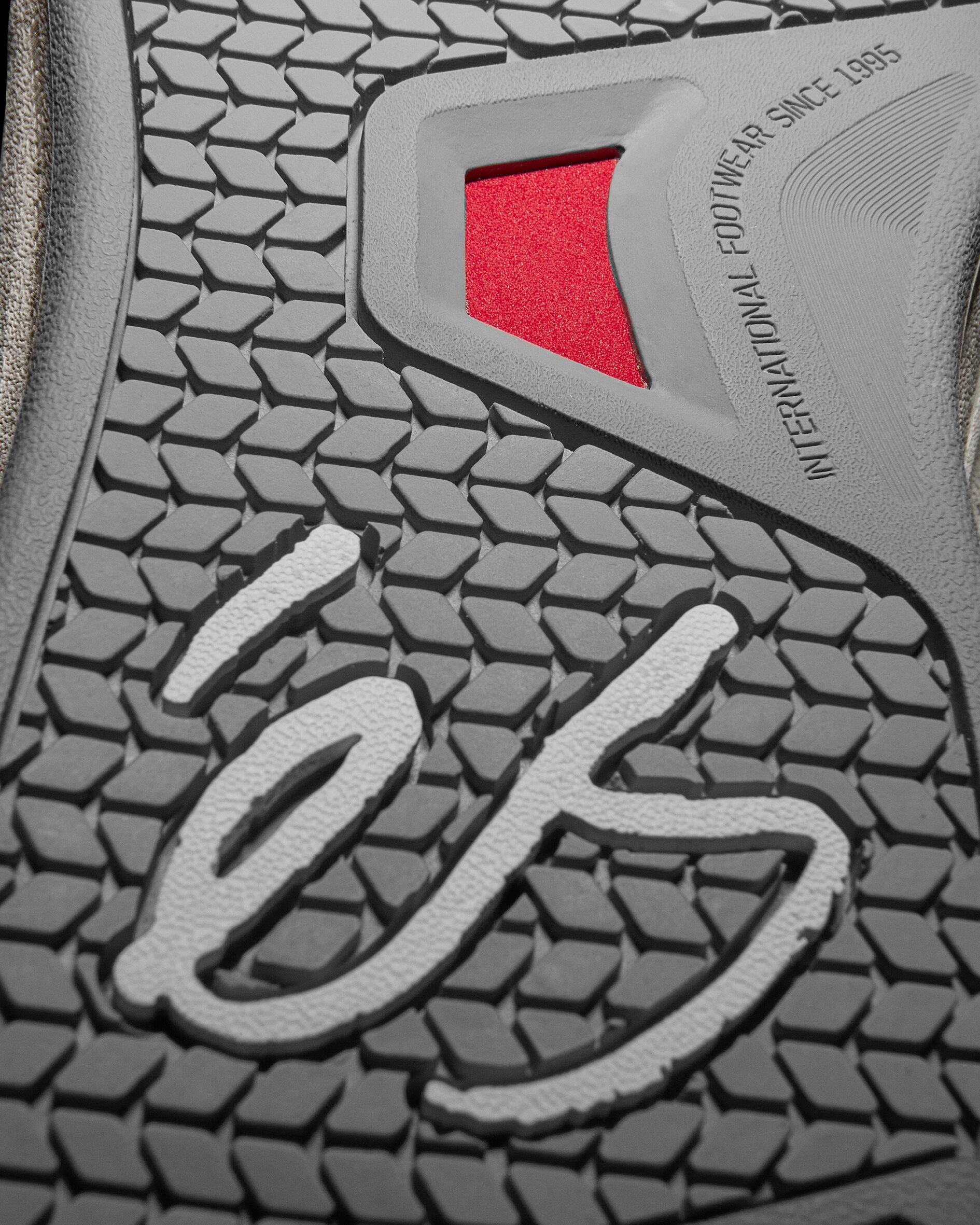 accel fit - skate shoes - light grey - esskateboarding