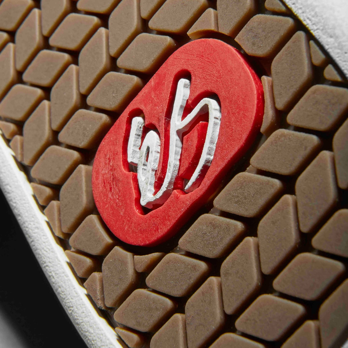 accel og x 405 fwy - skate shoes - grey - esskateboarding