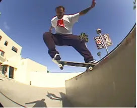 TJ ROGERS IN THE MENIKMATI EVANT   | éS Skateboarding Skate