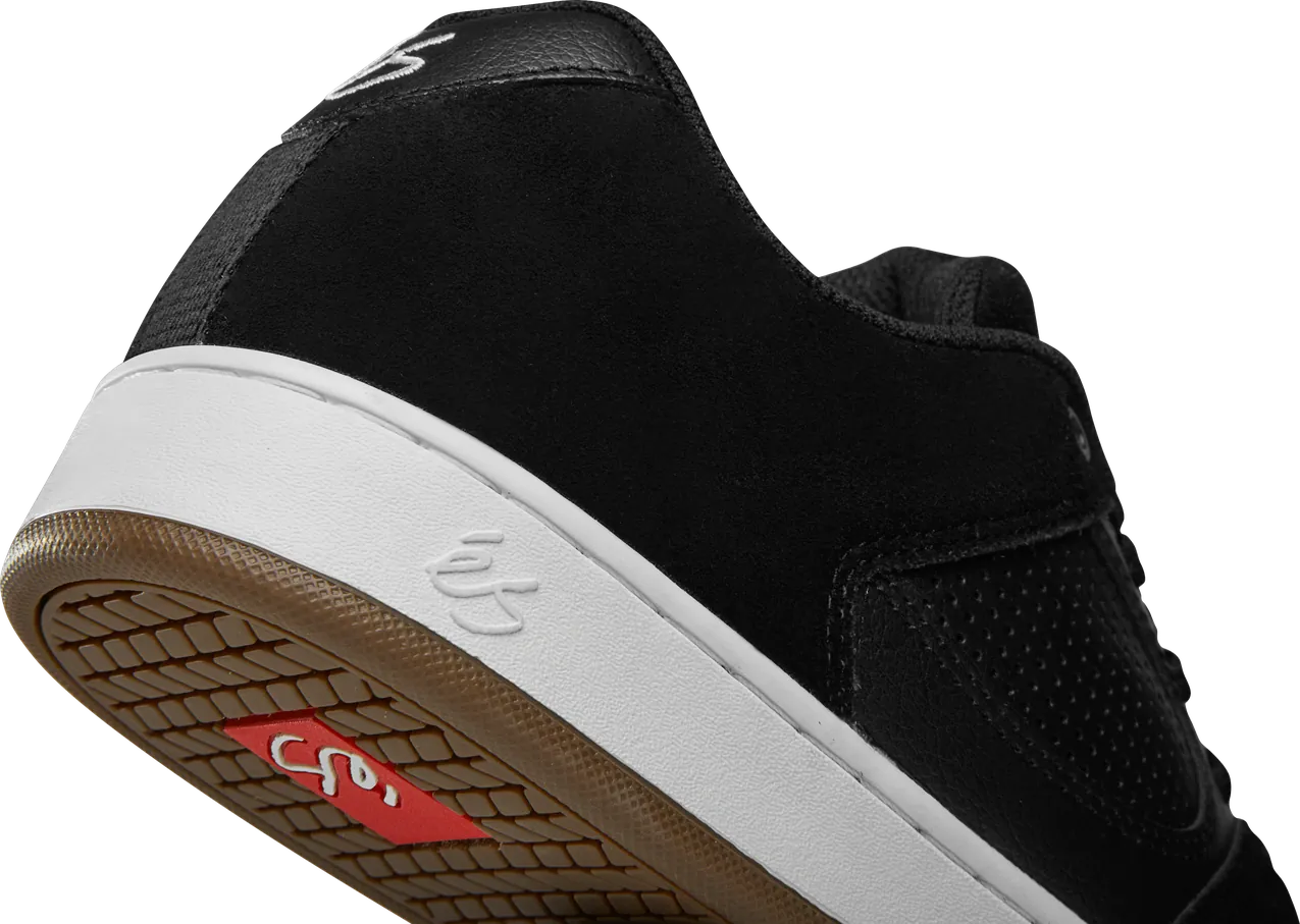 Accel Slim Skate Shoes in Black | éS Skateboarding eS Footwear Sneakers Skate Style OG Premium