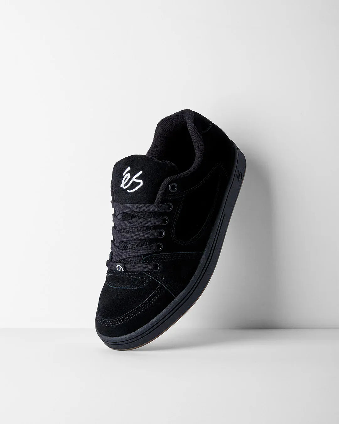 Accel Black – Low-Top Skate Shoe | éS Skateboarding Low-Top Shoe eS Footwear Sneakers Skate Style OG Premium