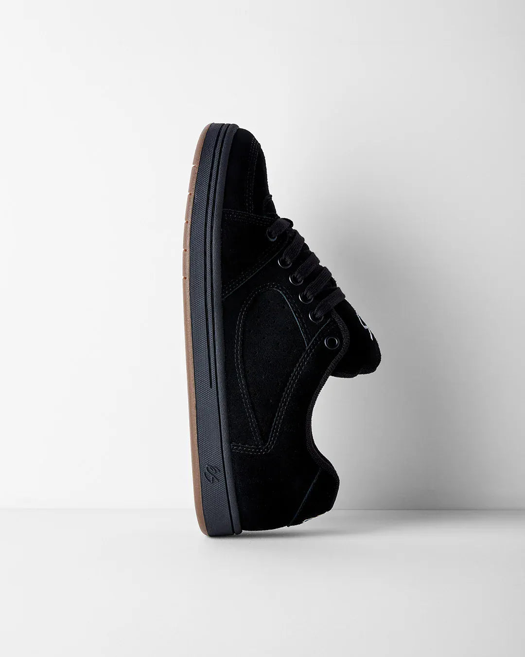 Accel Black – Low-Top Skate Shoe | éS Skateboarding Low-Top Shoe eS Footwear Sneakers Skate Style OG Premium
