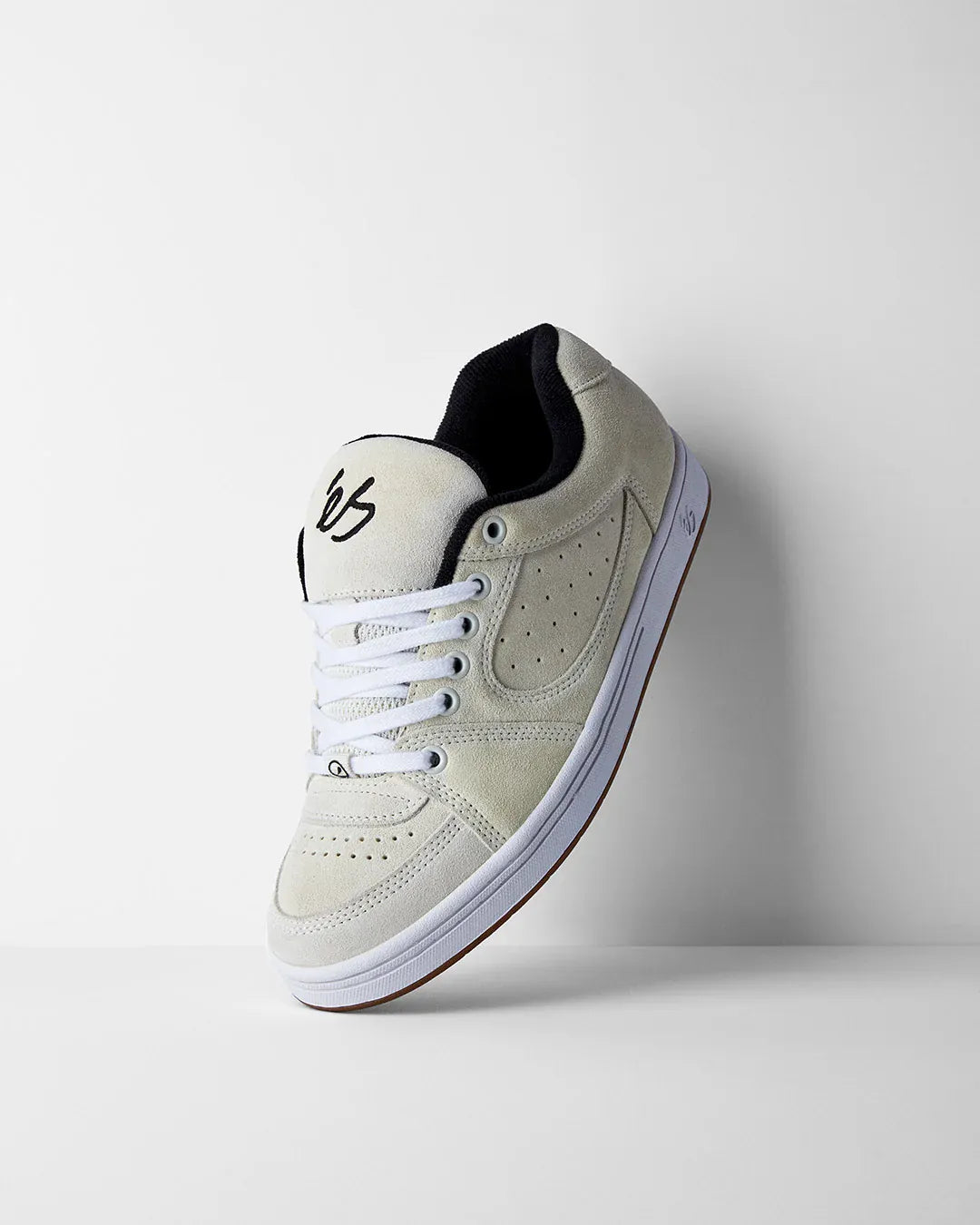 Accel Skate Shoes in White, Black | éS Skateboarding eS Footwear Sneakers Skate Style OG Premium