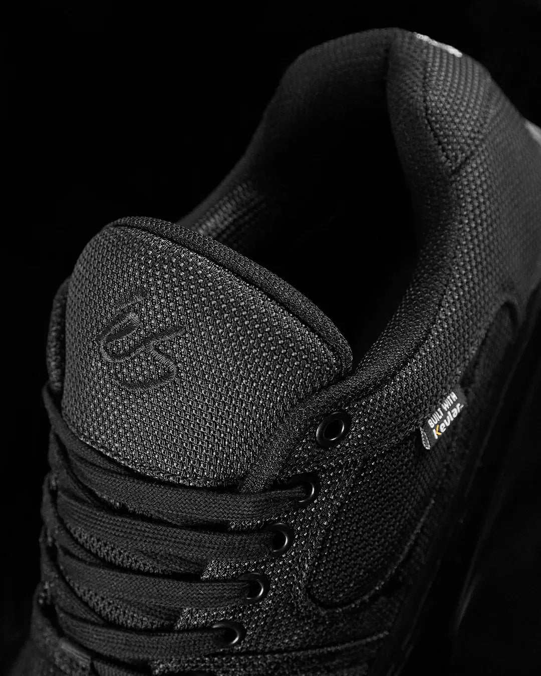 Accel X Kevlar Black – Skate Shoe | éS Skateboarding Low-Top Shoe eS Footwear Sneakers Skate Style OG Premium
