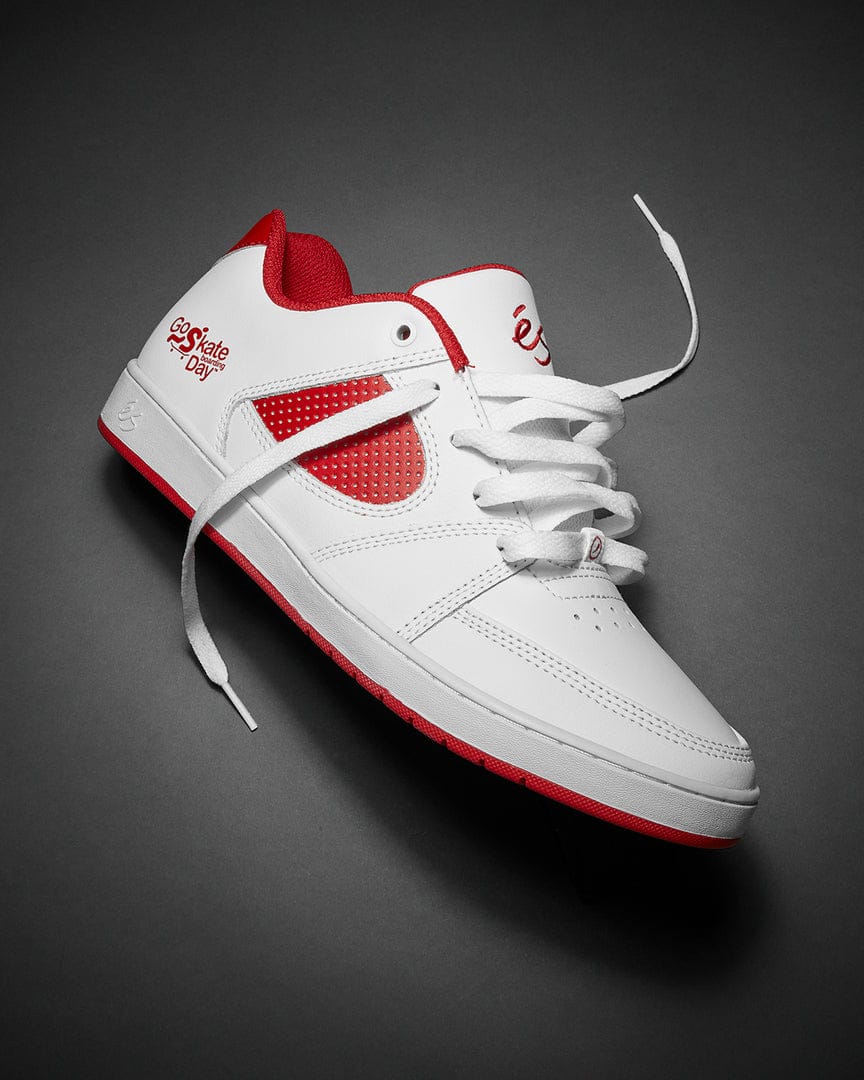 [エス] スケートシューズ ACCEL SLIM X GO SKATEBOARDING WHITE/RED 27.0 CM Accel Slim X GO Skateboarding Day Skate Shoes | éS Skateboarding