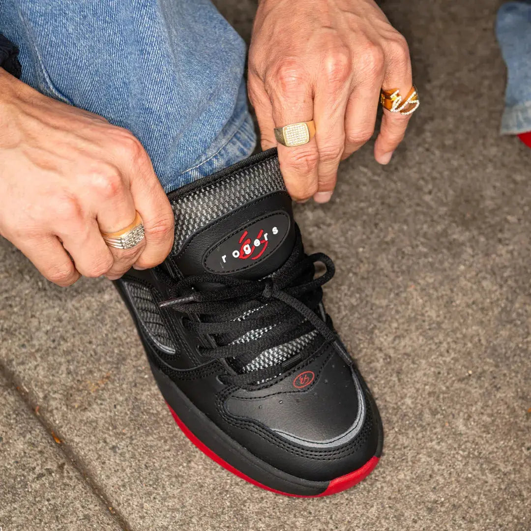 TJ Rogers Black/Red – Low-Top Shoe | éS Skateboarding Low-Top Shoe Es Footwear Sneakers Skate Style OG Premium