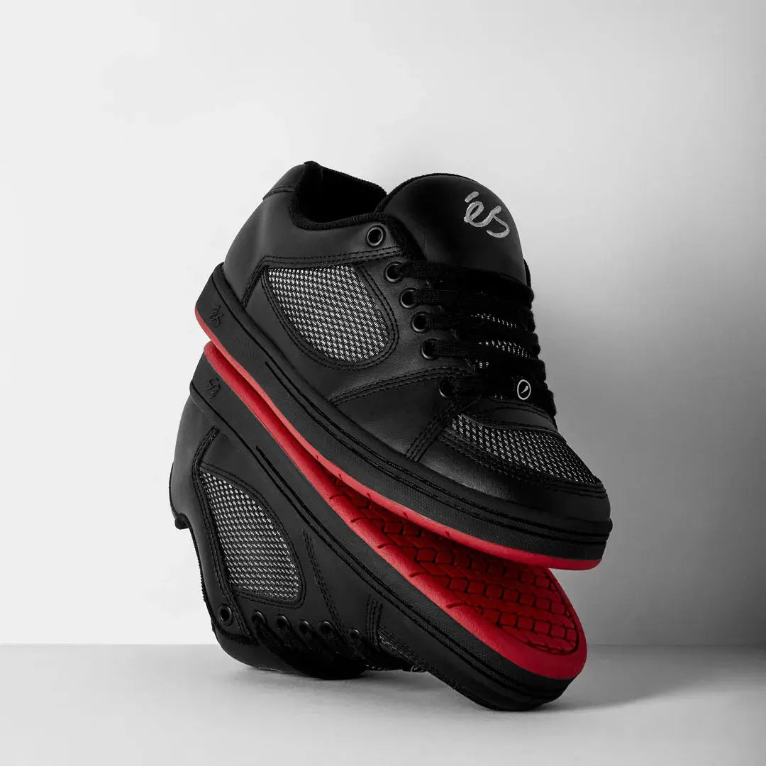 Accel Black/Black/Red – Skate Shoe | éS Skateboarding